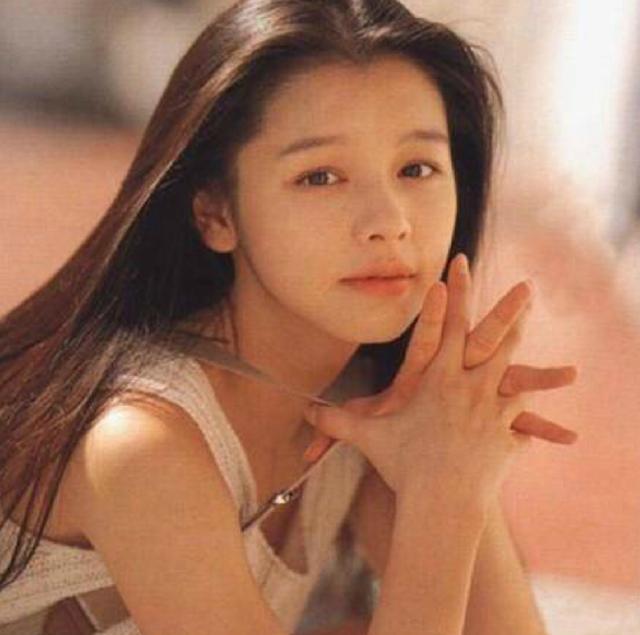 1627748684597082364.jpeg 徐若瑄.jpeg